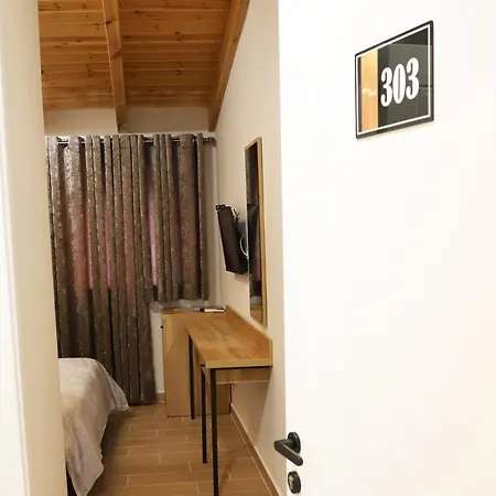 Hotel Mili *