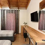 Mili Hotel *
