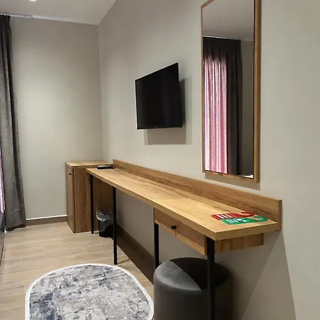 Mili Hotell Berat